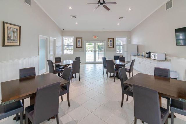 356 SE Bloxham Way, Stuart, FL 34997