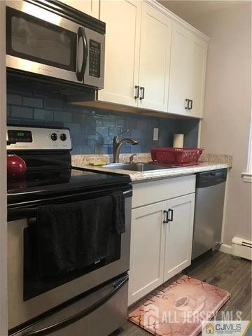289 Main Street 11D, Spotswood, NJ 08884