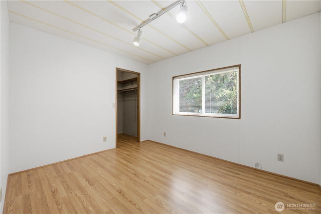 785 Dogwood Place, Enumclaw, WA 98022