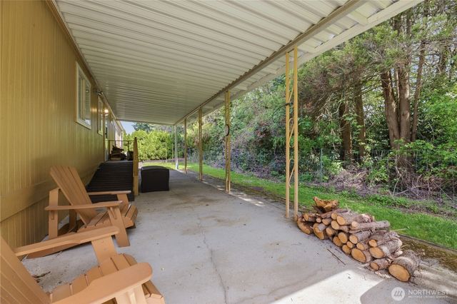 785 Dogwood Place, Enumclaw, WA 98022