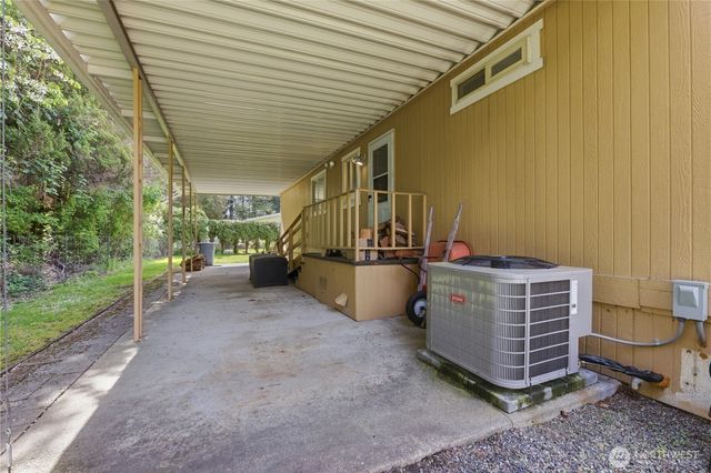 785 Dogwood Place, Enumclaw, WA 98022