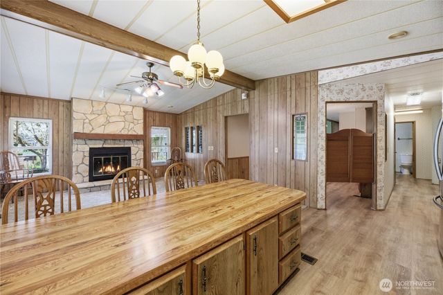 785 Dogwood Place, Enumclaw, WA 98022