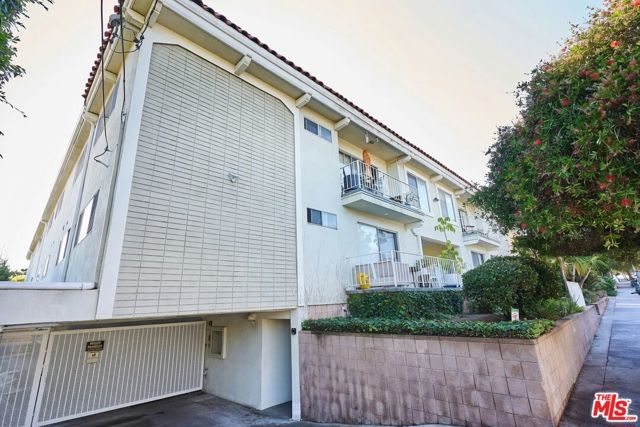 440 Raymond Avenue, Santa Monica, CA 90405