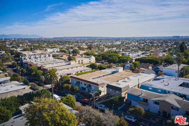 440 Raymond Avenue, Santa Monica, CA 90405