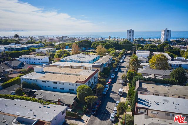 440 Raymond Avenue, Santa Monica, CA 90405