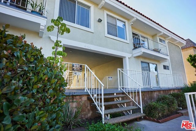 440 Raymond Avenue, Santa Monica, CA 90405