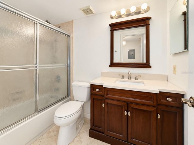 530 E CENTRAL BOULEVARD 203, Orlando, FL 32801