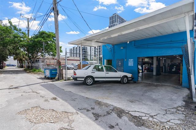 3771 Bird Road, Miami, FL 33146