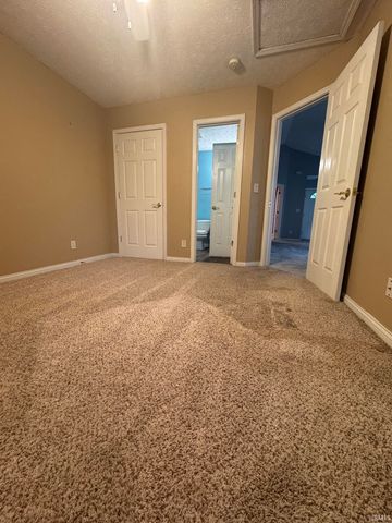 9808 Cayes Drive, Evansville, IN 47725