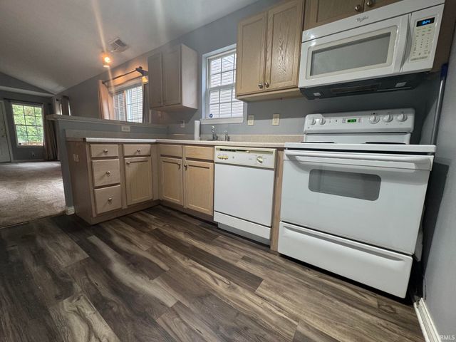 9808 Cayes Drive, Evansville, IN 47725