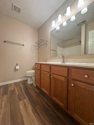 9808 Cayes Drive, Evansville, IN 47725