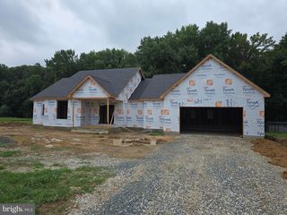 90 PLEASANTON DR, Dover, DE 19901