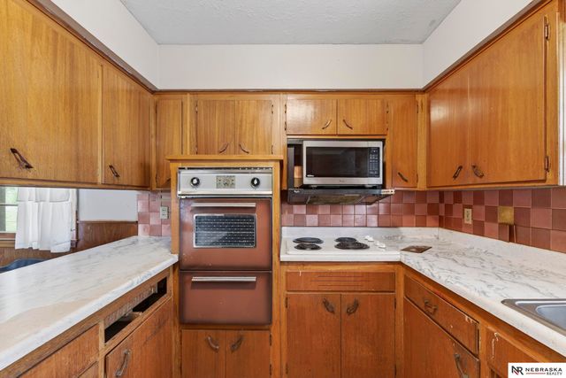 7175 N 60th Street, Omaha, NE 68152