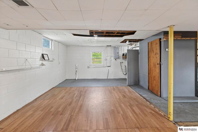 7175 N 60th Street, Omaha, NE 68152