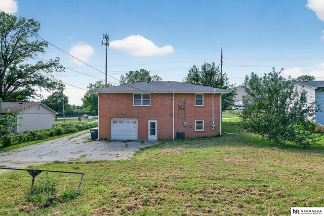 7175 N 60th Street, Omaha, NE 68152