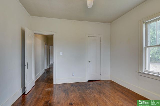 1911 S 50 Street, Omaha, NE 68106