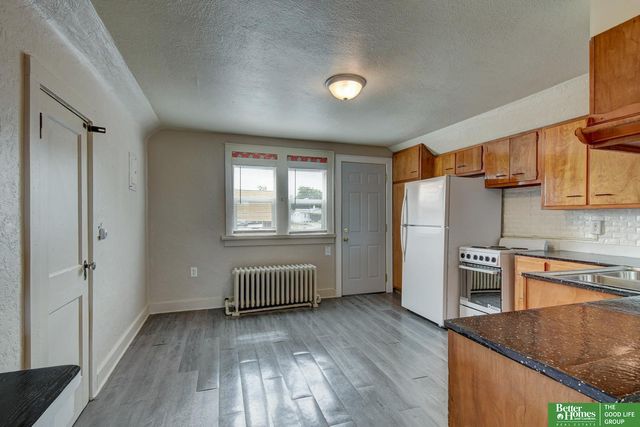 1911 S 50 Street, Omaha, NE 68106