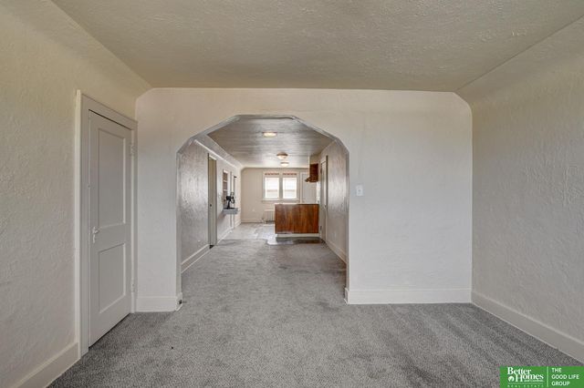 1911 S 50 Street, Omaha, NE 68106