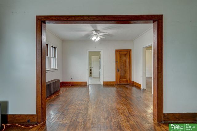 1911 S 50 Street, Omaha, NE 68106
