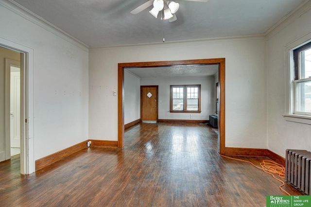 1911 S 50 Street, Omaha, NE 68106