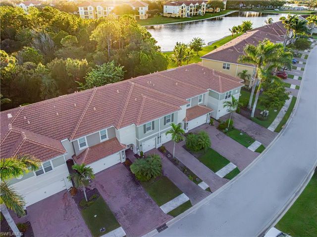 12539 Laurel Cove DR, Fort Myers, FL 33913
