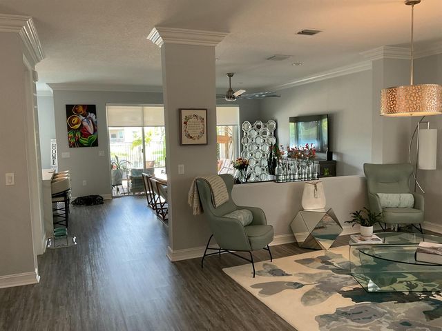 8219 Calabria Lakes Drive, Boynton Beach, FL 33473