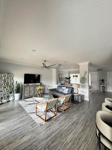 8219 Calabria Lakes Drive, Boynton Beach, FL 33473