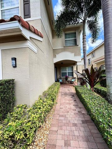 8219 Calabria Lakes Drive, Boynton Beach, FL 33473