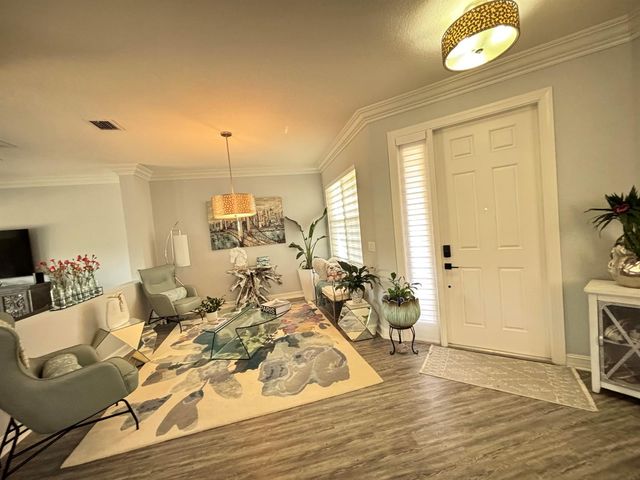 8219 Calabria Lakes Drive, Boynton Beach, FL 33473