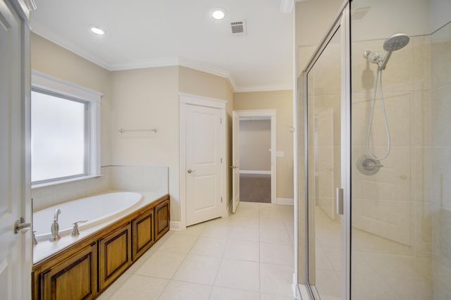 136 Buxtons Way, Freeport, FL 32439