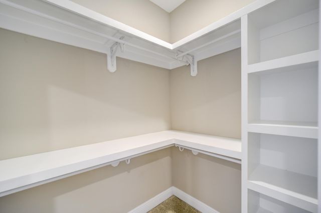 136 Buxtons Way, Freeport, FL 32439