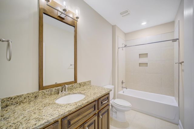 136 Buxtons Way, Freeport, FL 32439