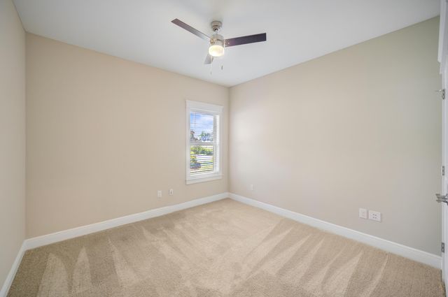 136 Buxtons Way, Freeport, FL 32439