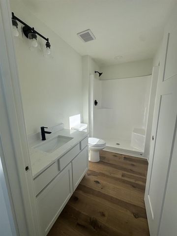 282 Santa Maria Drive, Arlington, WI 53991