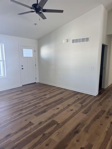 282 Santa Maria Drive, Arlington, WI 53991