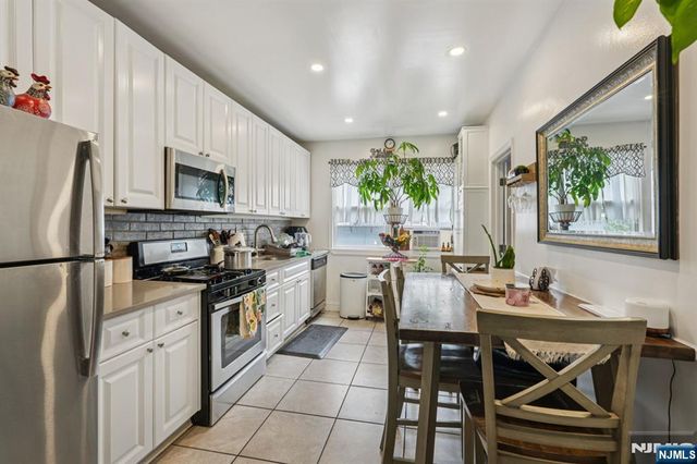 6607 Kennedy Boulevard, North Bergen, NJ 07047