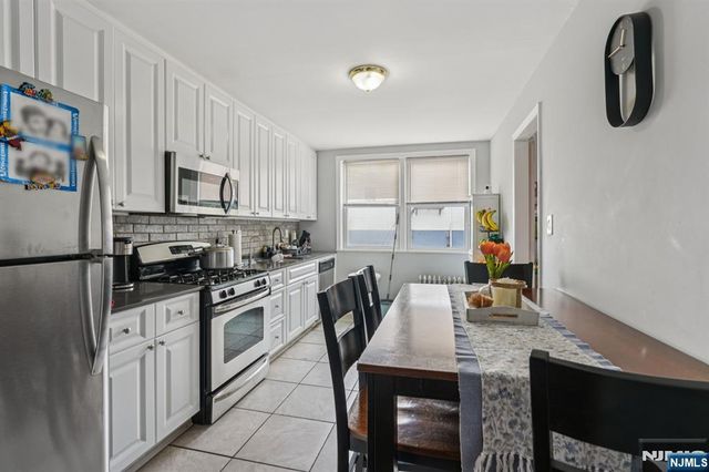 6607 Kennedy Boulevard, North Bergen, NJ 07047