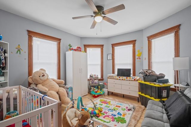 41 Tatman St, Worcester, MA 01607