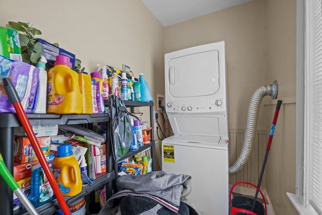 41 Tatman St, Worcester, MA 01607