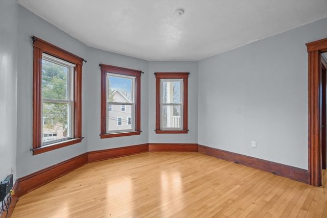 41 Tatman St, Worcester, MA 01607