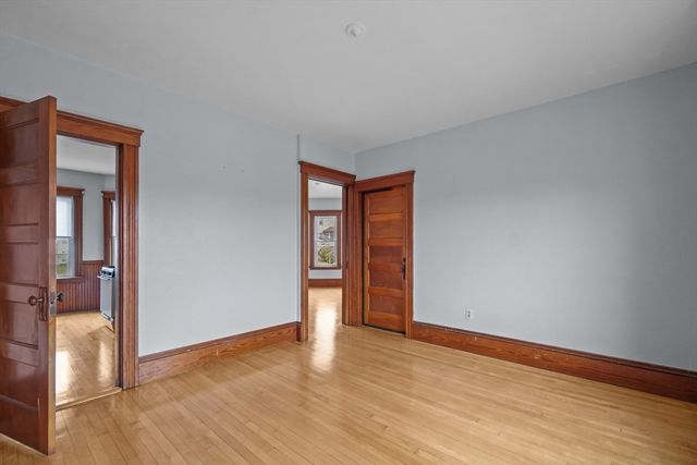 41 Tatman St, Worcester, MA 01607