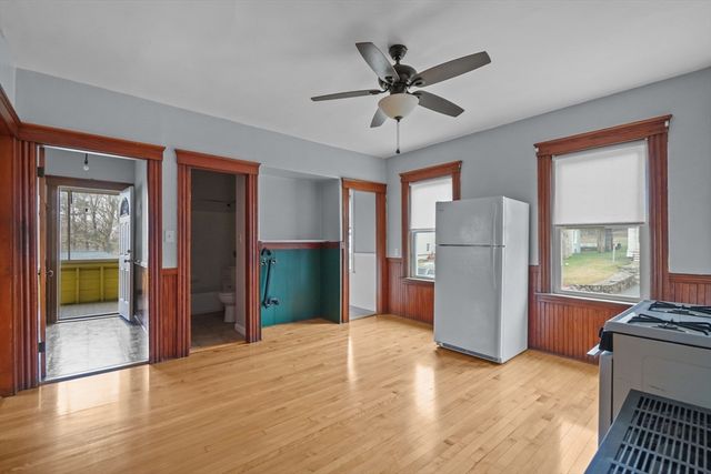 41 Tatman St, Worcester, MA 01607