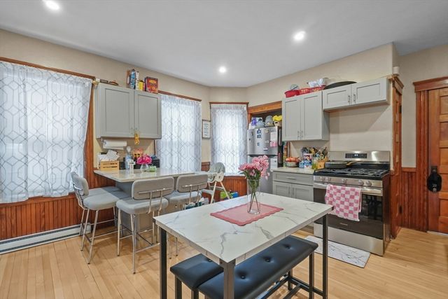 41 Tatman St, Worcester, MA 01607