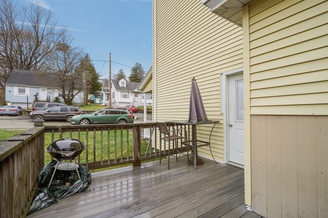 41 Tatman St, Worcester, MA 01607