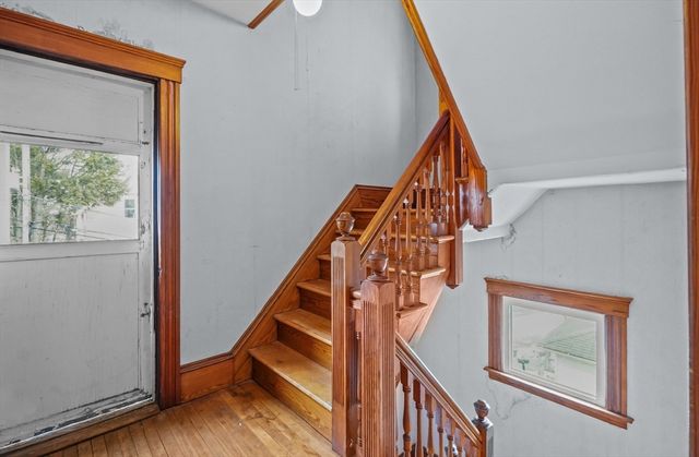 41 Tatman St, Worcester, MA 01607