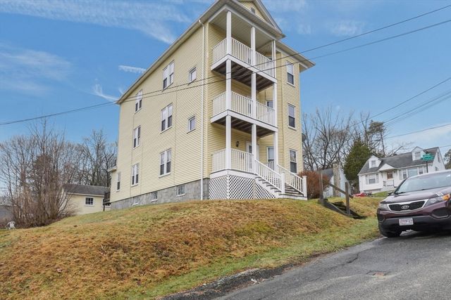 41 Tatman St, Worcester, MA 01607