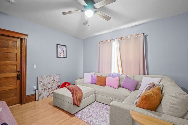 41 Tatman St, Worcester, MA 01607
