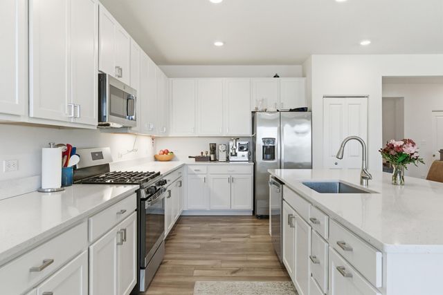 2215 E 109th Place, Crown Point, IN 46307