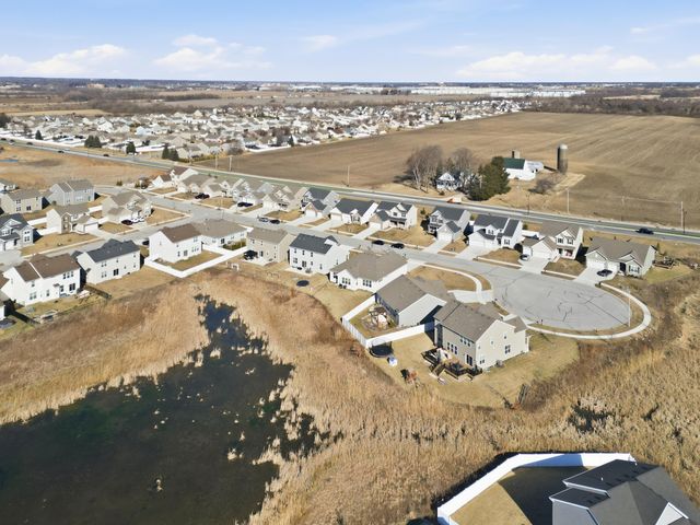 2215 E 109th Place, Crown Point, IN 46307