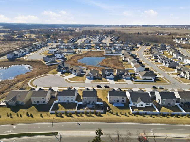 2215 E 109th Place, Crown Point, IN 46307